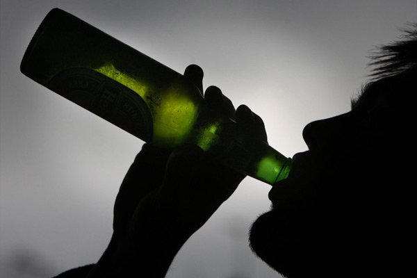 Минздрав поддержал инициативу Белякова об ограничении продажи алкогольных напитков