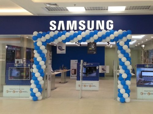 МТС анонсировала создание сети монобрендовых торговых точек Samsung