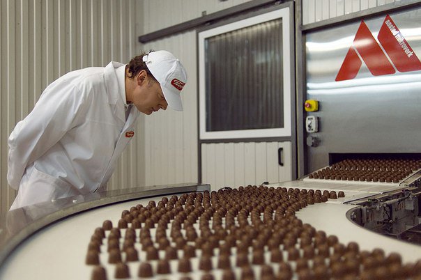«Победа» выводит шоколад в интернет