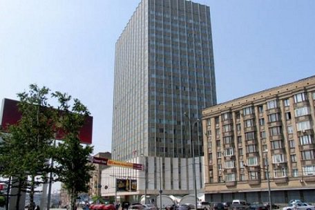 Azimut Hotel Smolenskaya реконструирована на 40%