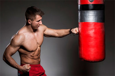 Спортивные снаряды, необходимые боксеру для эффективных тренировок
