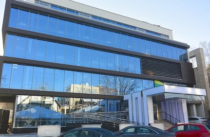 Сбербанк планирует обанкротить собственника торгового центра на Рублевке