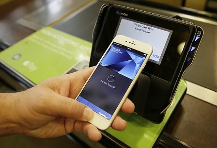 Сбербанк открыл доступ к платежным системам Samsung и Apple для обладателей карт Visa