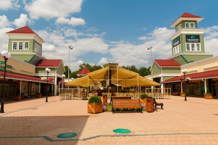 «O1 Group» - наиболее вероятный покупатель «Vnukovo Outlet Village»