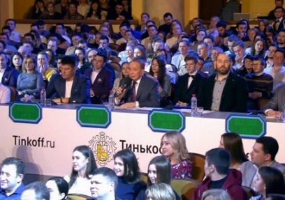 «Тинькофф банк» будет спонсировать КВН вместо «ФК Открытие»