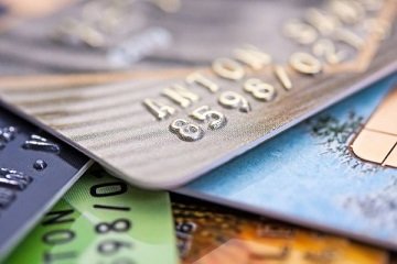 Сбербанк представил кредитные карты для представителей МСП