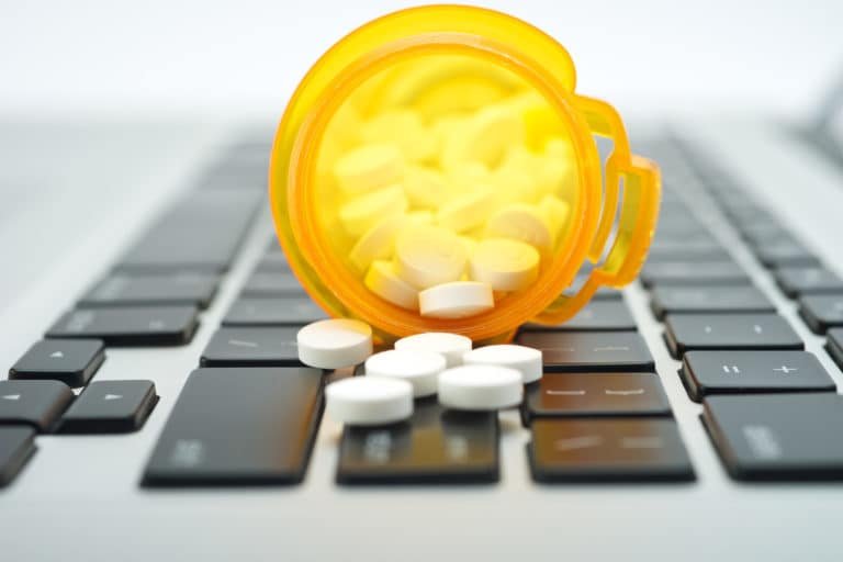 Легализация интернет-торговли лекарствами становится все более вероятной