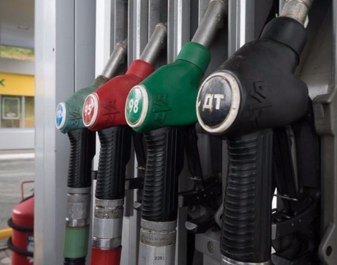 Правительство сможет наказать нефтяников за рост топливных цен