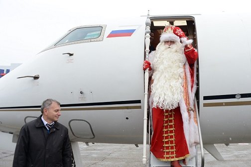 «Победа» пообещала бесплатно перевозить Дедов Морозов
