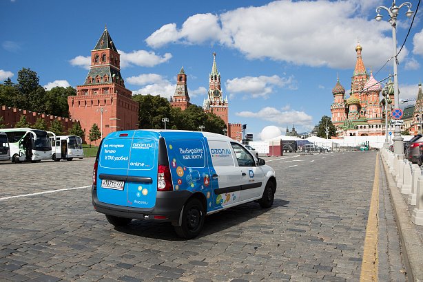 «Ozon» составит конкуренцию «Яндекс.Еде» и «Delivery Club»