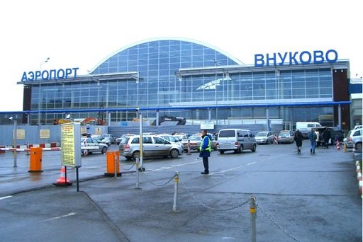 Boeing совершил аварийную посадку во Внуково