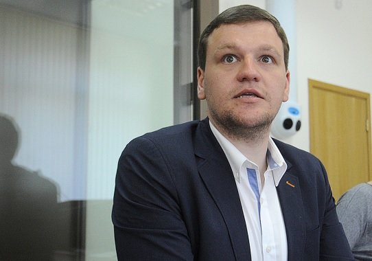Алешковский будет судиться с «Аэрофлотом» из-за отнятого платинового статуса