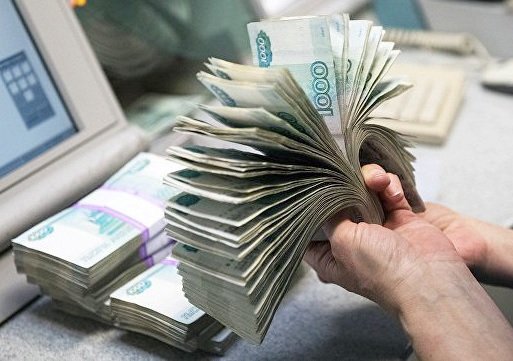 Средняя зарплата москвичей увеличится до 135 000 рублей