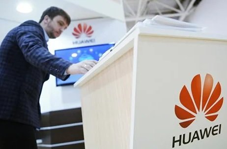Huawei пытается договориться со Сбербанком об объединении платежных сервисов