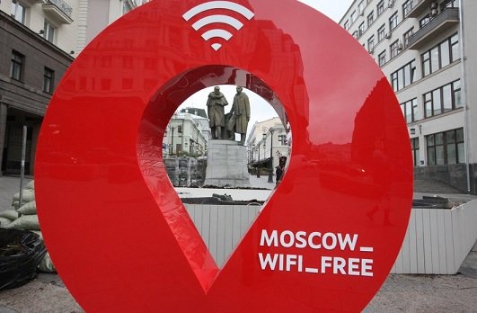 Пользователям общественного Wi-Fi в Москве стали показывать рекламу