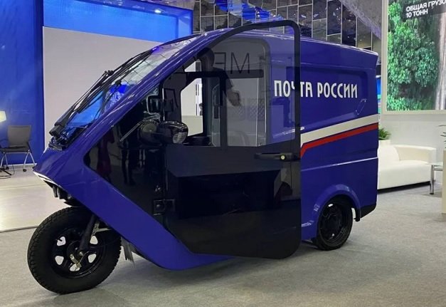 Почтальоны начнут доставлять посылки в Москве на электроциклах