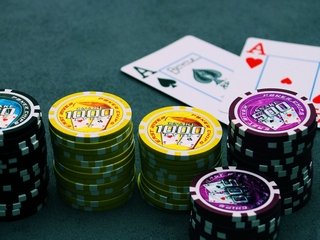 Казино Покер Дом: преимущества