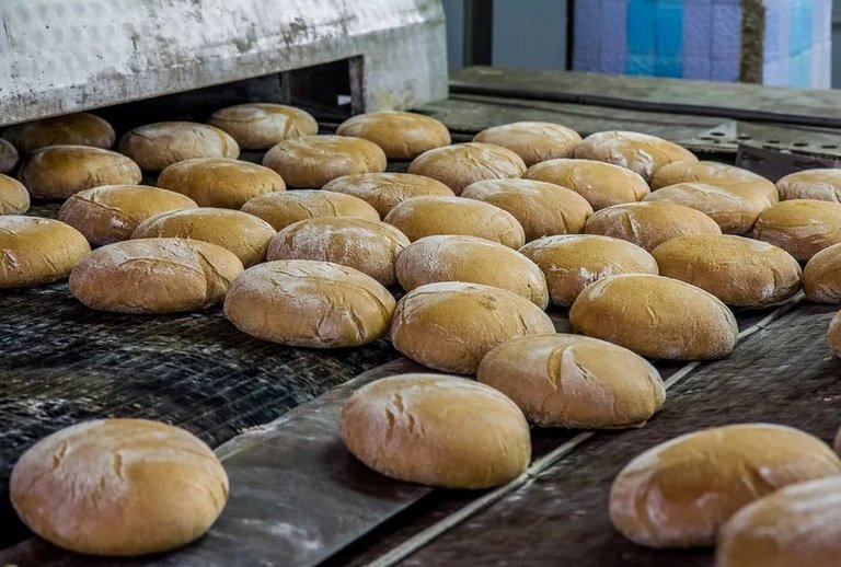Компания Артема Аветисяна инвестировала в производство хлеба
