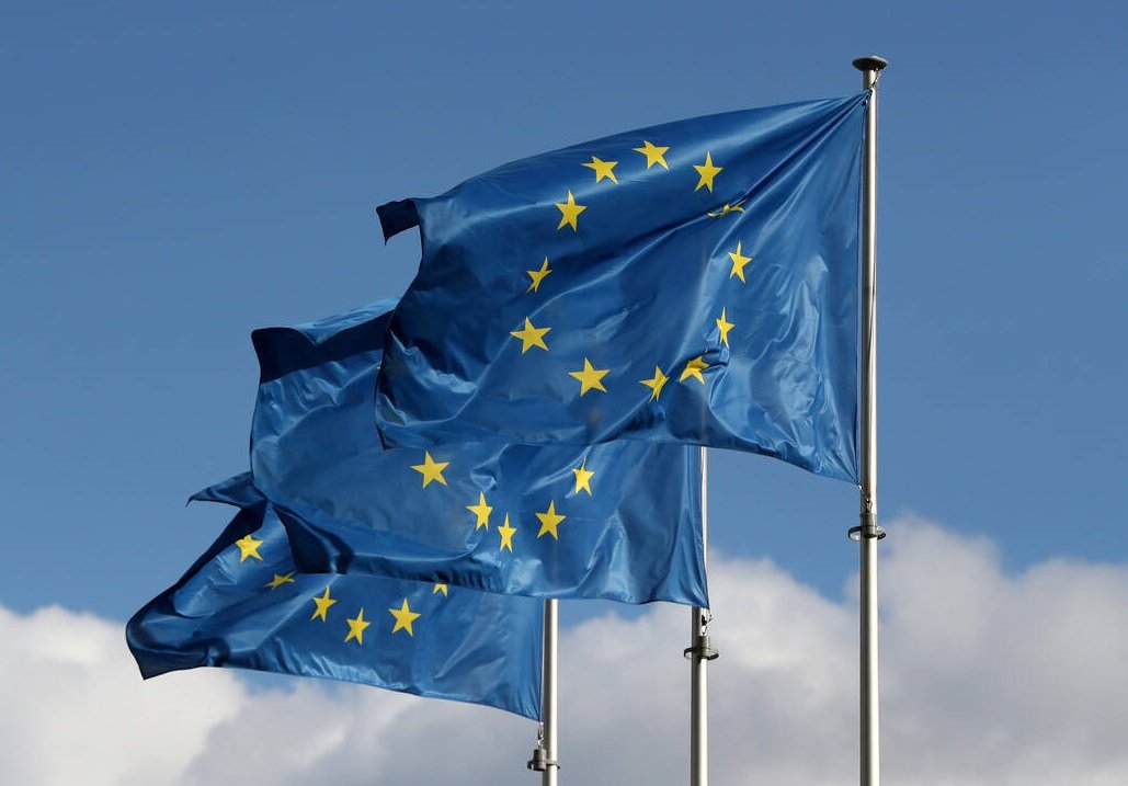 В ЕС задумались над включением РФ в серый список налоговых убежищ
