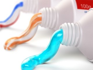 Зубные пасты: разновидности, особенности выбора и применения