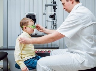 Лечение близорукости у детей: способы, методы профилактики