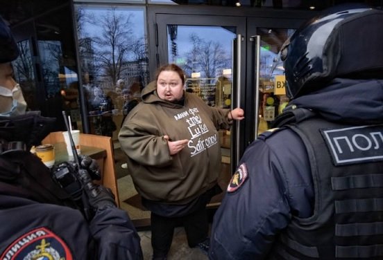 В воскресенье McDonald's на Пушкинской оказался забит под завязку