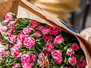 Где заказать в Омске цветы с доставкой?
