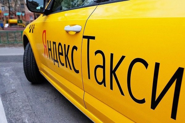 На фоне дефицита «Яндекс» договорился о поставках автомобилей с АвтоВАЗом