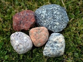 Натуральный камень: особенности и область применения