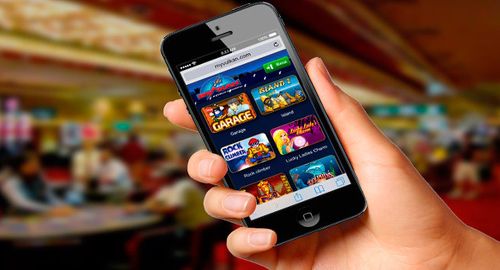 Покер на деньги для Андроид: как скачать надёжный софт в интернете