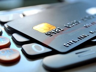 Как заказать дебетовую карту либо открыть вклад для физического лица в проверенном банке?