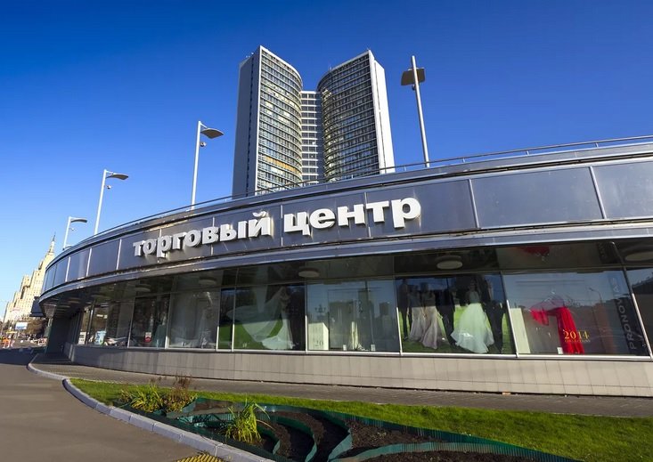 «Киевская площадь» собирается приобрести ТЦ «Сфера» на Новом Арбате