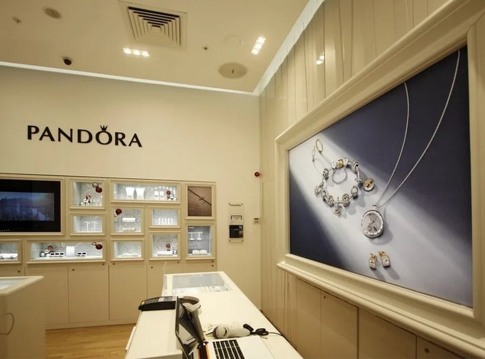 Магазины «Pandora» поменяют формат и название