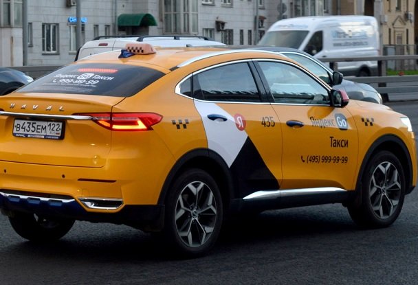 Доля китайских машин в таксопарках достигла 30%