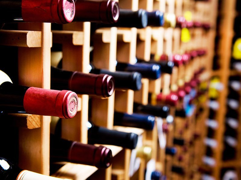 Виноделы опять попросили повысить пошлины на импортные вина